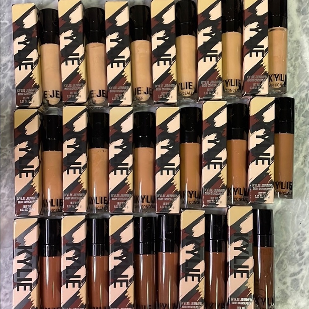 New Kylie Cosmetics Concealer‎